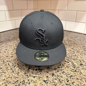 Chicago White Sox New Era 59FIFTY Fitted Hat Siz8 8 Black Out New